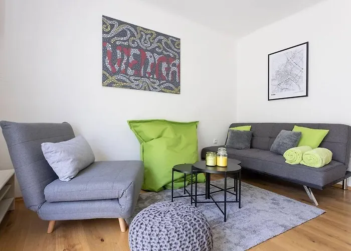 Апартаменты New Shalalaliving - My Cosy Near Schoenbrunn - Vthg *
